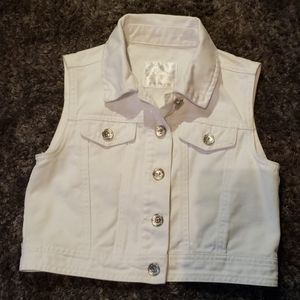 Justice Girls cropped jean vest size 8/10